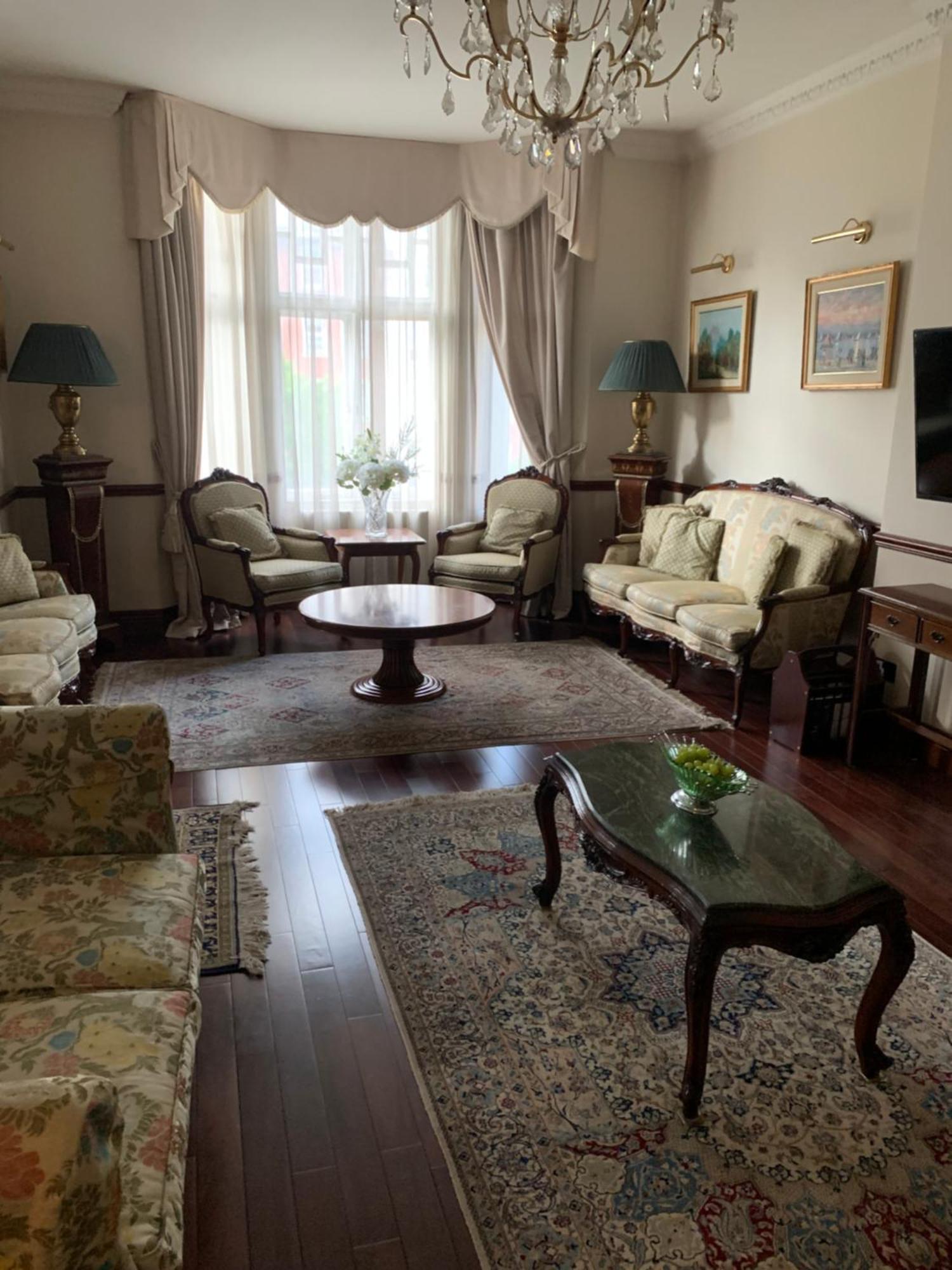 Baker Street 3 Bedroom And 3 Bathroom Fabulous Flat Londra